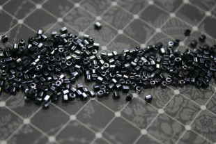 Бисер Япония 11/0 HEXAGON 5 г 0081